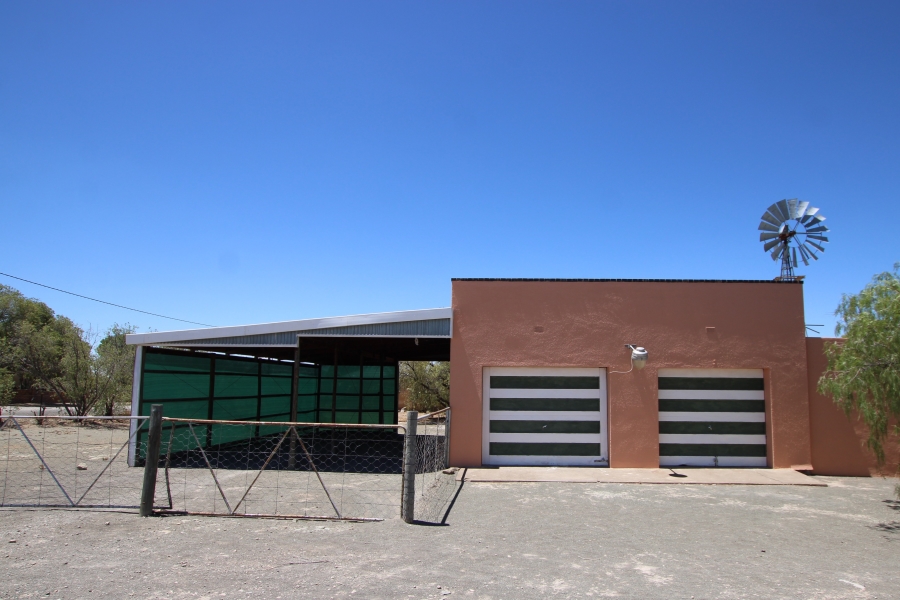 2 Bedroom Property for Sale in Fraserburg Northern Cape